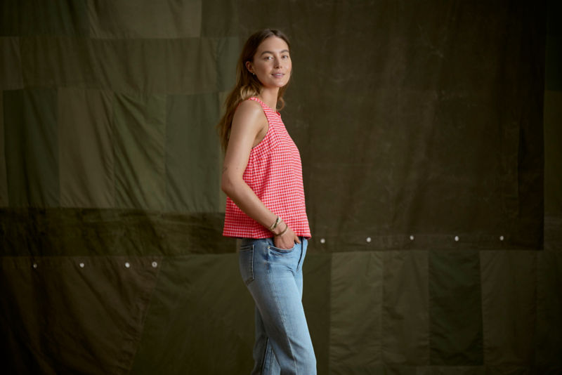 Performance Linen Tank - POPPY GINGHAM image number 2