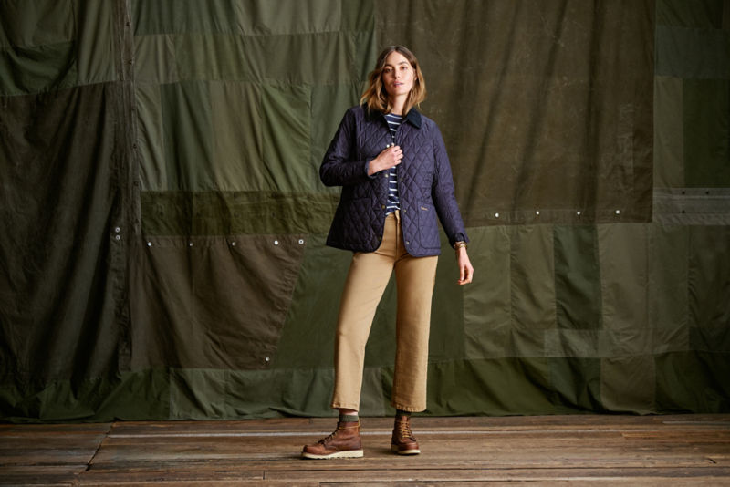 Barbour&reg; Annandale Quilted Jacket - NAVY image number 4