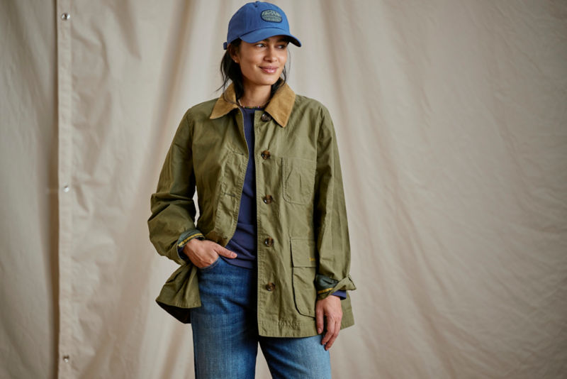 Barbour&reg; Averie Showerproof Jacket - DUSKY GREEN/ANCIENT TARTAN