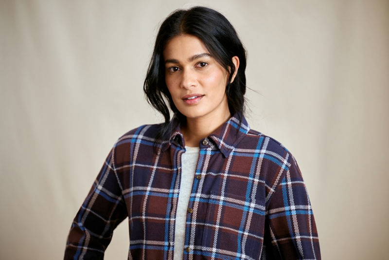 Women&rsquo;s Snowy River Button-Down Long-Sleeve Shirt - RAISIN/BLUE PLAID image number 1