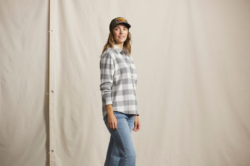Women&rsquo;s Snowy River Button-Down Long-Sleeve Shirt - DARK GREY HEATHER BUFFALO CHECK image number 1