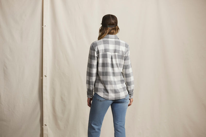 Women&rsquo;s Snowy River Button-Down Long-Sleeve Shirt - DARK GREY HEATHER BUFFALO CHECK image number 2