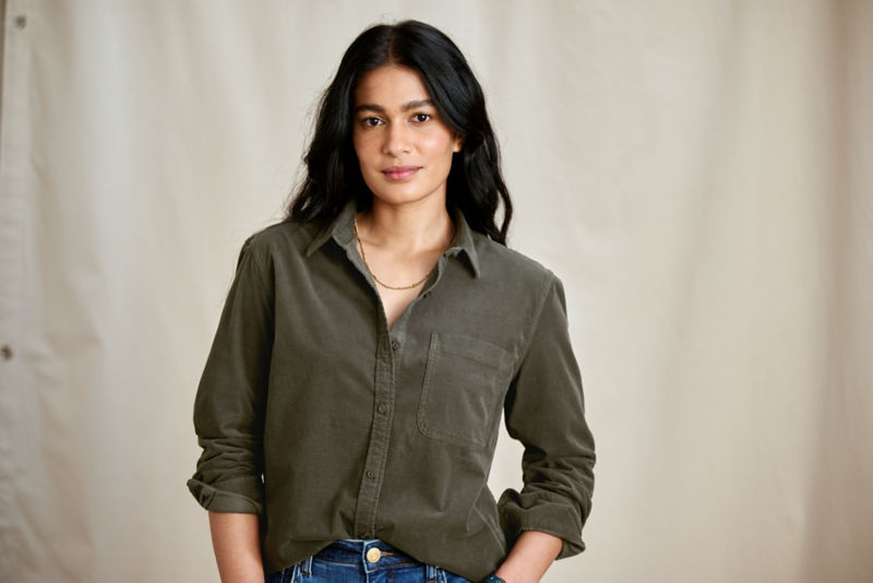 Corduroy Button-Down Long-Sleeve Shirt - IVY image number 1