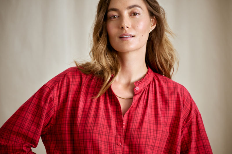 Women&rsquo;s Sunderland Brushed Twill Long-Sleeve Top - CURRANT PLAID image number 1