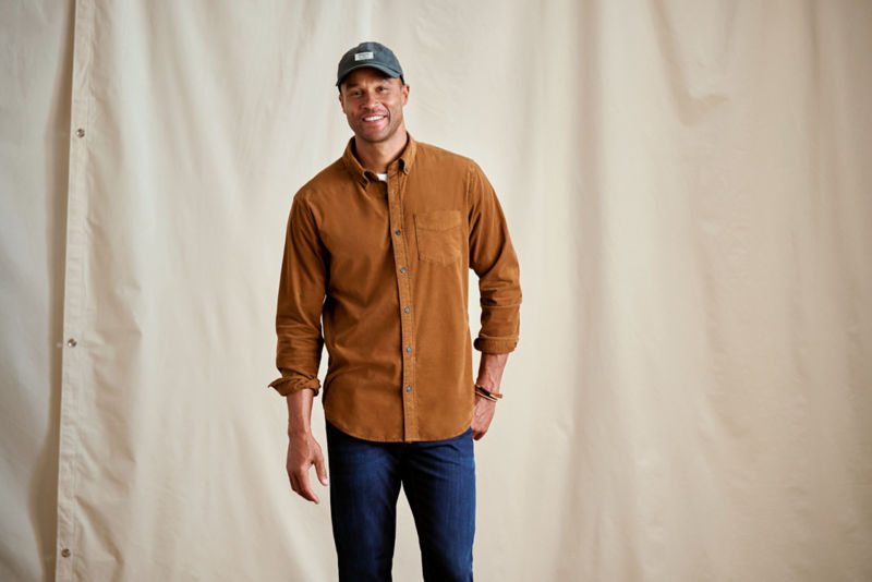 Men&rsquo;s Lightweight Corduroy Long-Sleeve Shirt - HAZELNUT