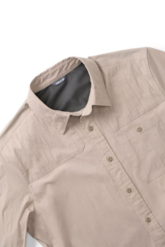 Men&rsquo;s Featherweight Long-Sleeve Shooting Shirt - SAND image number 2