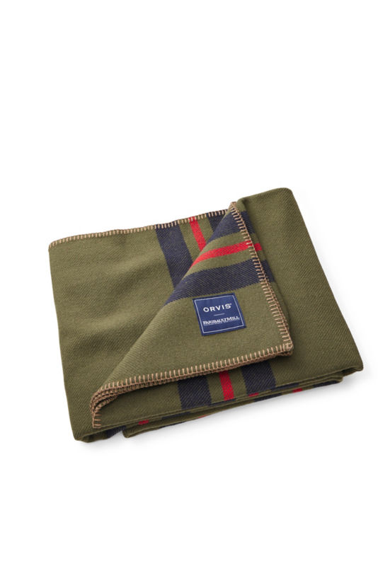 Orvis x Faribault Mill&trade; Wool Camp Blanket - OLIVE & NAVY