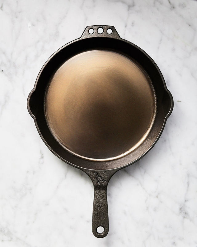 Smithey No. 10 Cast Iron Skillet -  image number 1