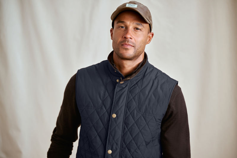 Men&rsquo;s Route 7 Vest - TRUE NAVY image number 1