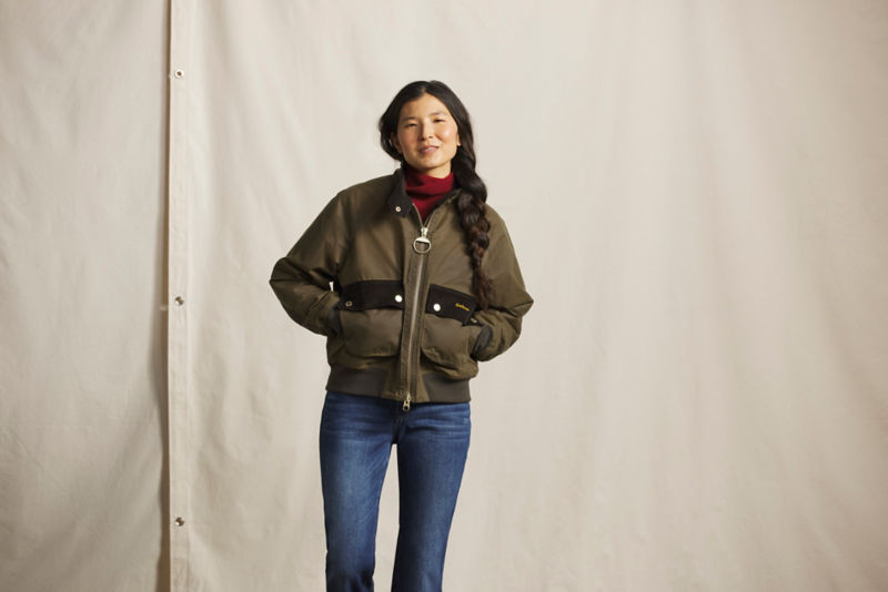 Barbour&reg; Ivybridge Waxed Jacket - BEECH/ANCIENT
