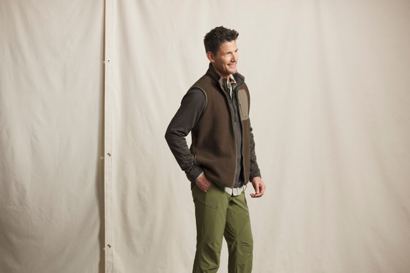 Men&rsquo;s Mad River Sherpa Vest - ESPRESSO/MUSHROOM image number 2