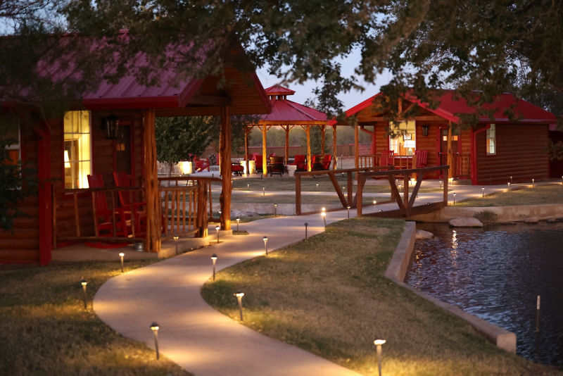 Guitar Outdoors, TX - 
