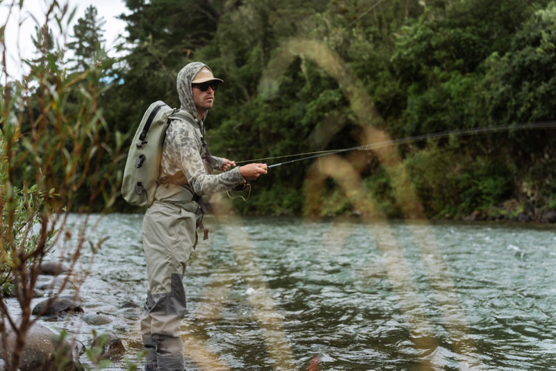 Men&rsquo;s Ultralight Waders - CLOUDBURST image number 3