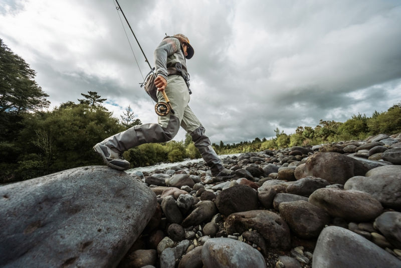 Women&rsquo;s Ultralight Waders - CLOUDBURST image number 2