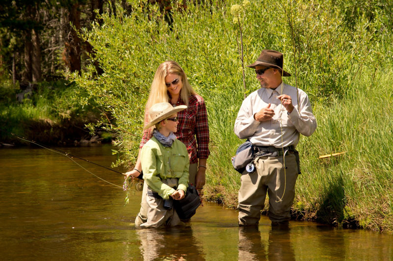 Orvis Guide to Family Friendly Fly Fishing eBook by Tom Rosenbauer